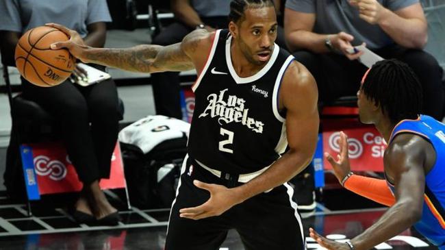 他们继续坚 他们继续坚