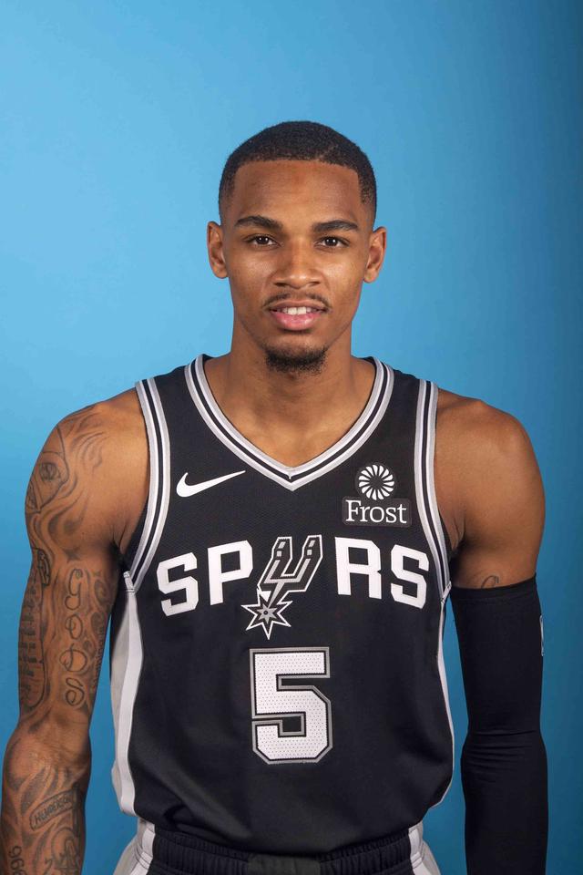 与此同时 与此同时